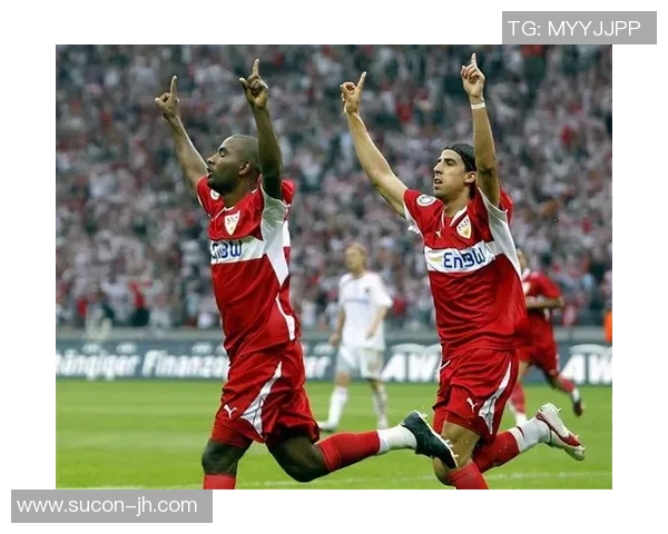 飓风队与阿青年人队激战正酣谁能在这场对决中笑到最后